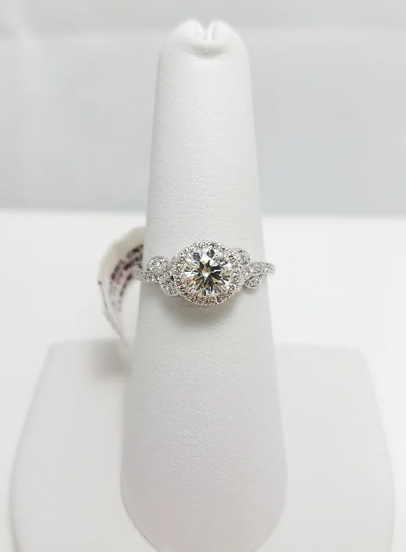 Handcrafted Diamond Ring for Engagement-New! .71ct VS G Natural Diamond 18k Gold Engagement Ring