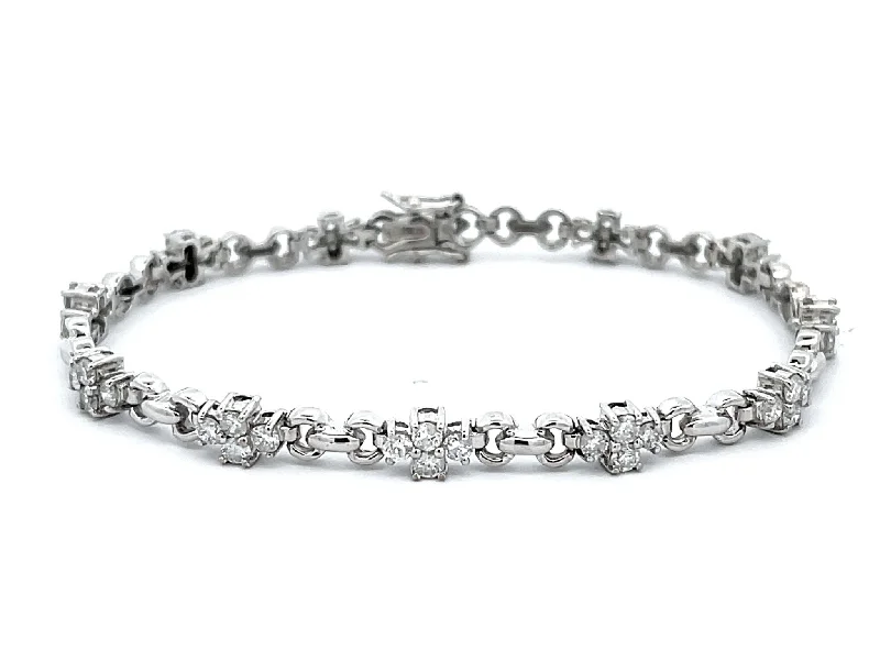 Stackable Gold Bracelets for Fashion-Diamond Flower Chain Link Bracelet in 14k White Gold