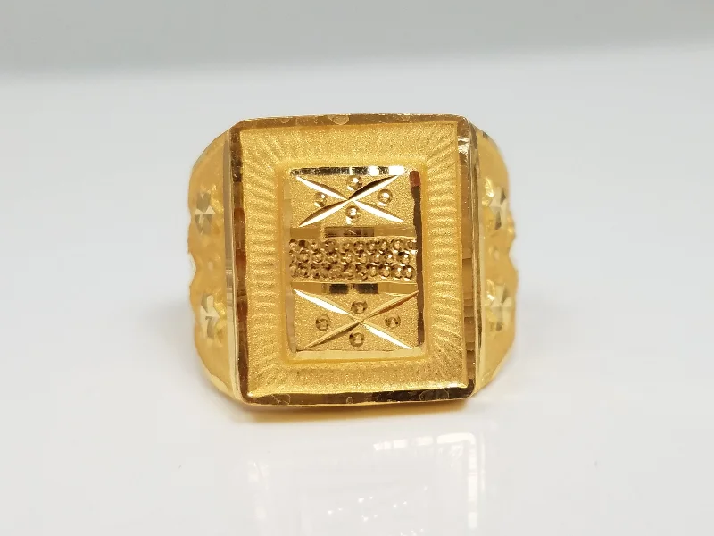 Simple Men’s Gold Band Ring-Attractive 22k Yellow Gold Fancy Design Ring Band