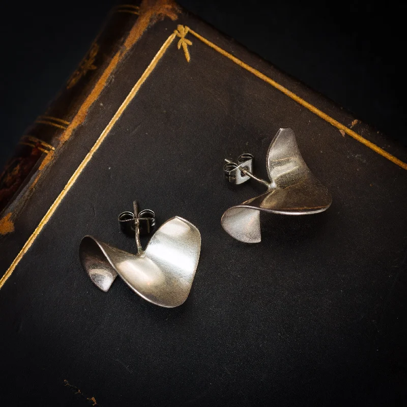 Elegant Stud Earrings for Casual Wear-Cool Vibe!! Vintage 1980's Modernist Silver Earrings