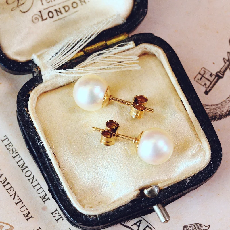 Fashionable Earrings for Parties-Beautiful Lustre! Cultured Pearl Earring Studs