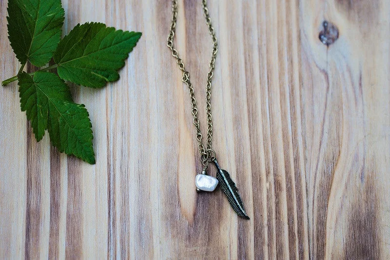 Trendy Necklace for Young Adults-Short Mika Necklace