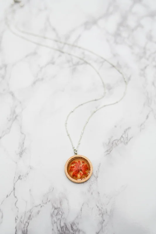 Simple Silver Chain Necklace-Pressed Crimson Pendant Necklace