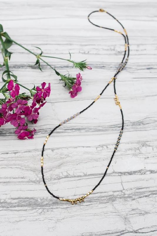 Chunky Necklace for Daytime Look-Black & Gold Stacking Necklace